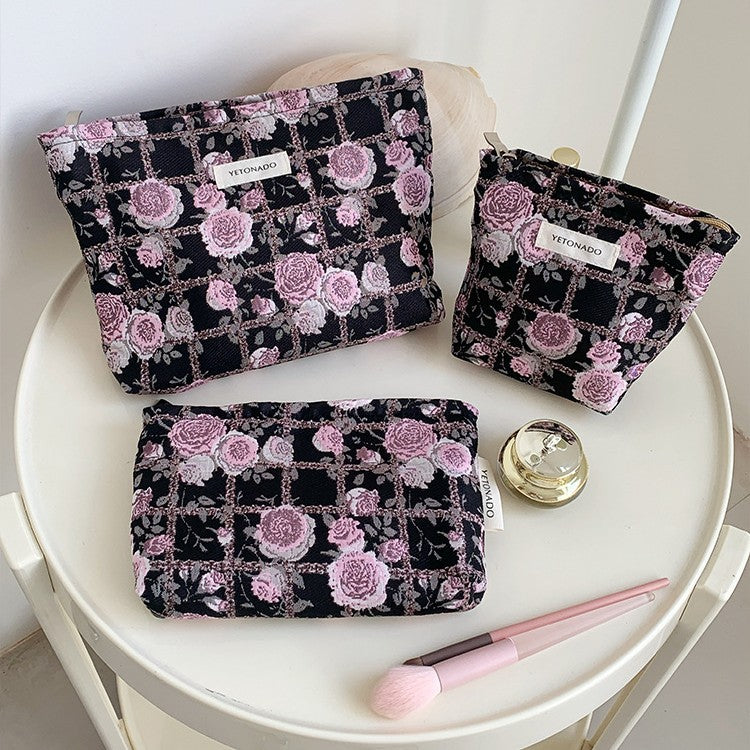 Vintage Floral Embossed Portable Makeup Bag MK2BW6W10BOB409
