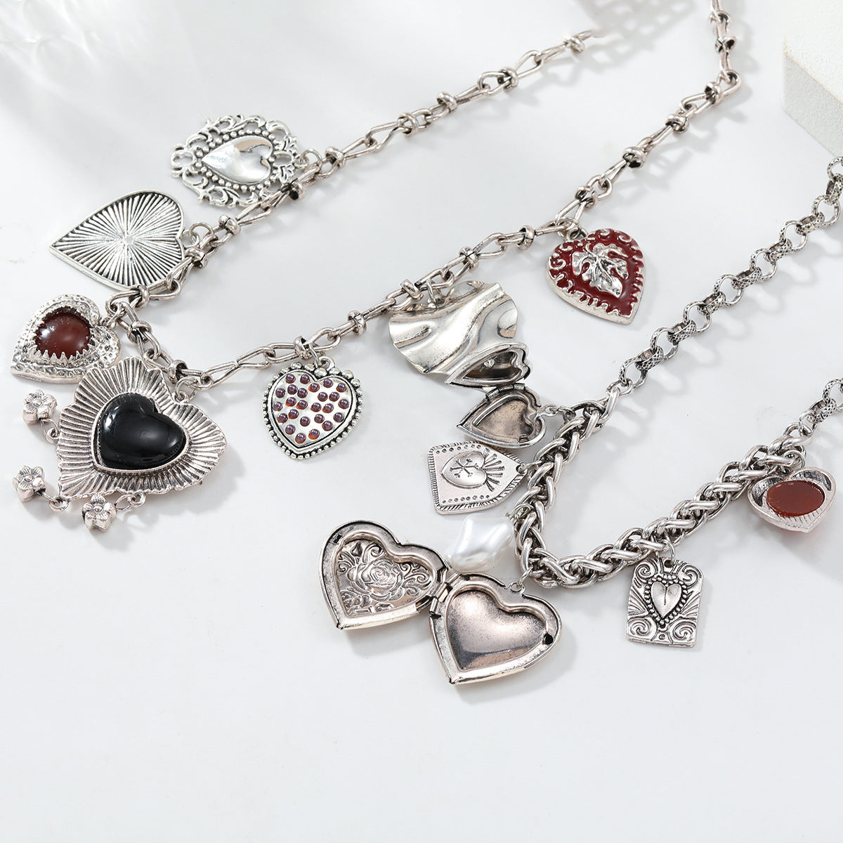 Vintage Gold Plated Heart Tassel Pendant Necklace 6W6JNC627