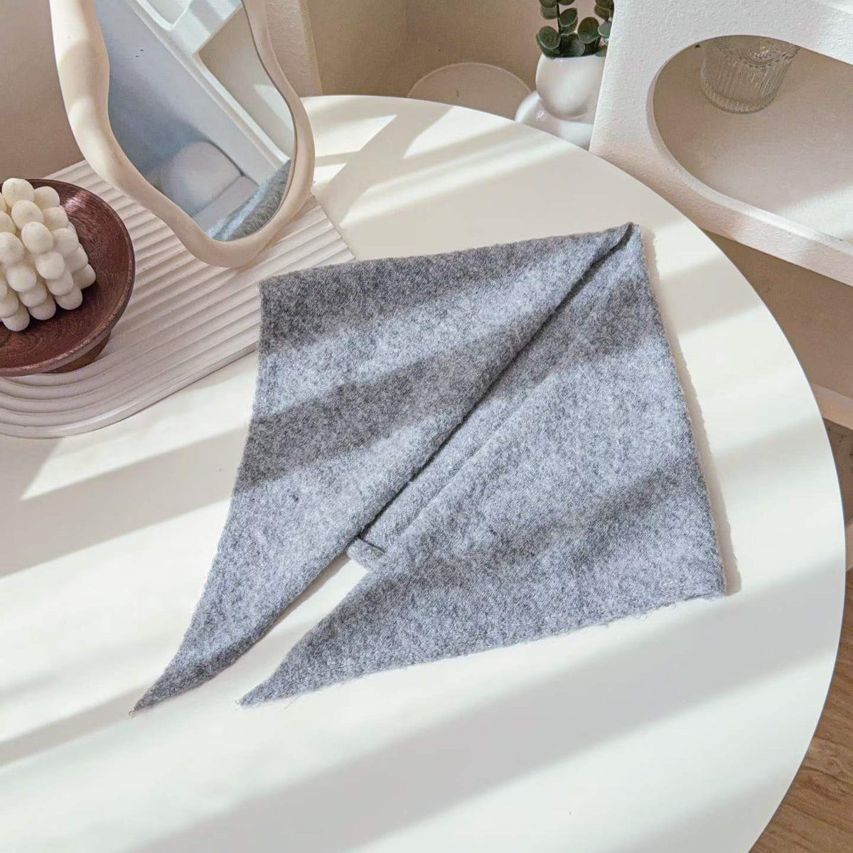 Trendy Solid Color Triangle Knit Shawl Scarf 6W6NSC130