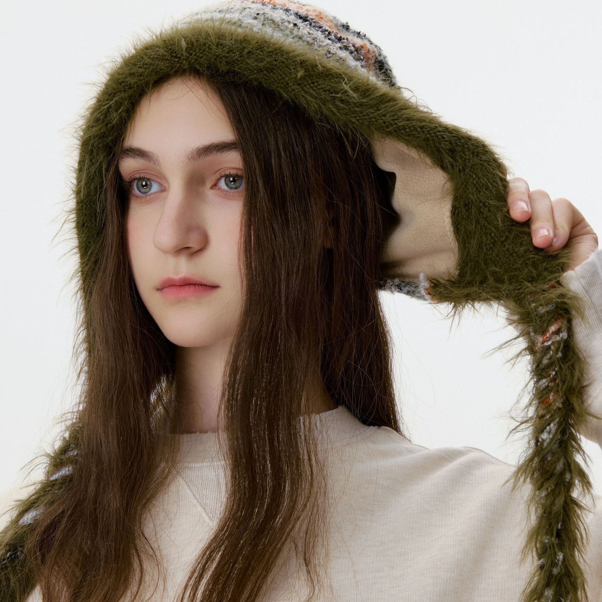 Vintage Windproof Warm Braided Tassel Knit Beanie 6W6HAT521