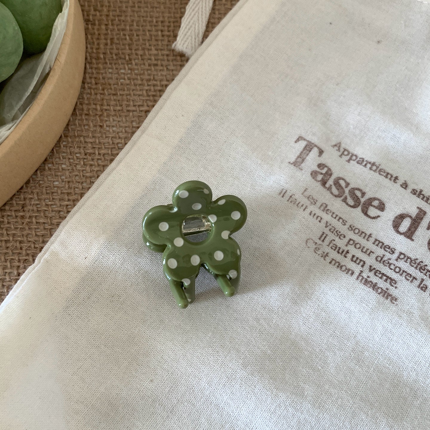 Sweet Polka Dots Mini Flower Hair Claw Clip 6W6HCP1288