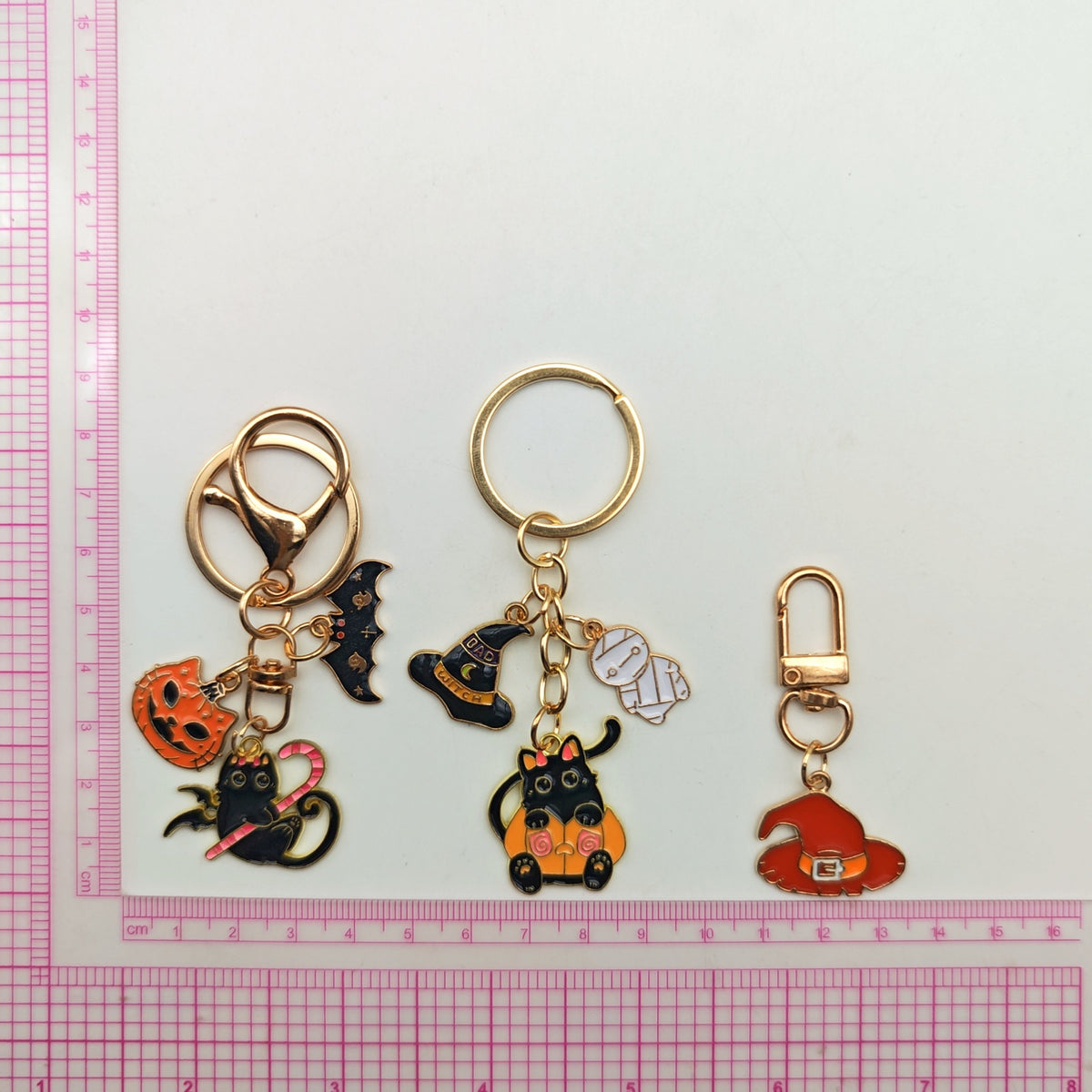 Cartoon Enamel Keychain - DippedShop Wholesale - #0083