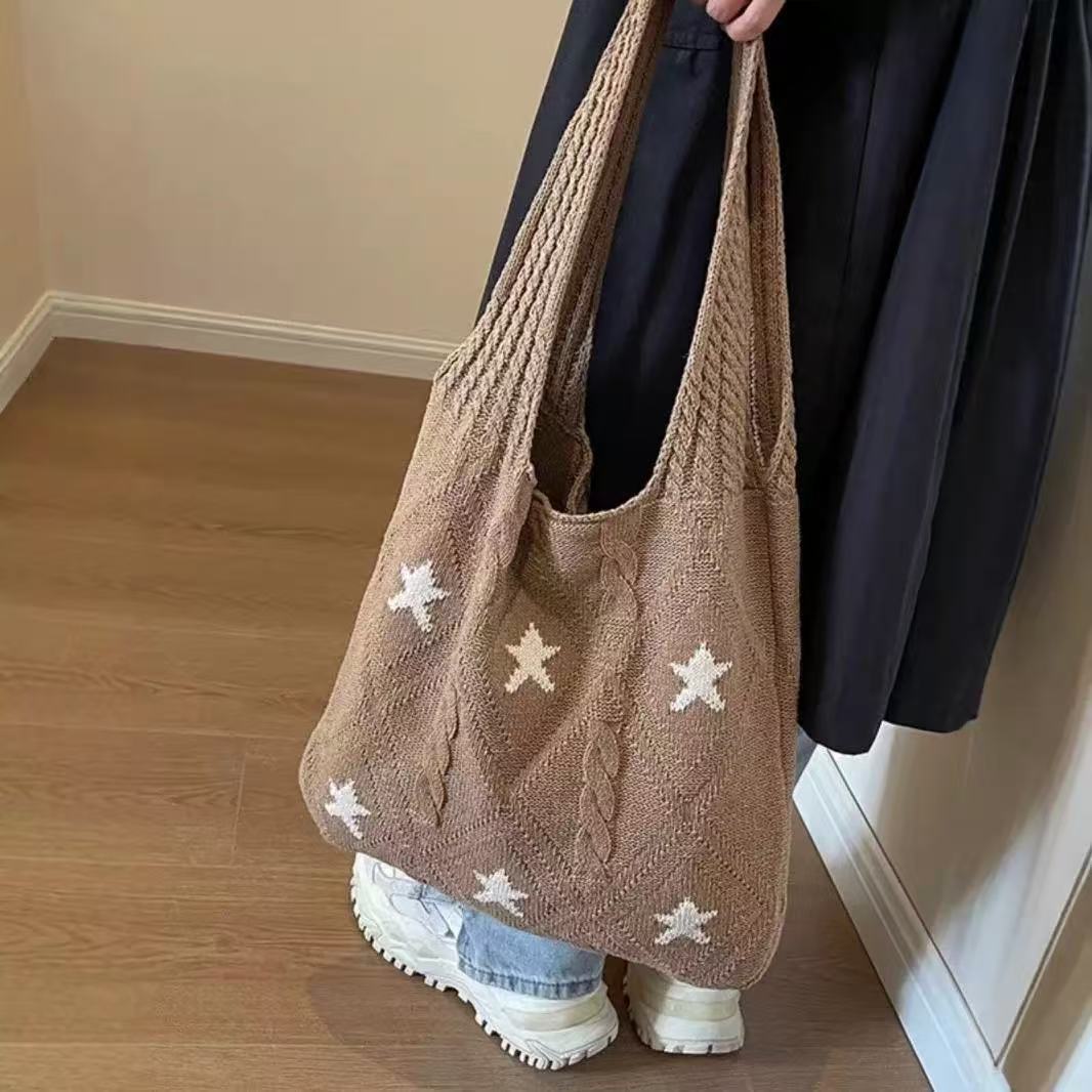 Retro Star Color Block Knit Shoulder Bag 6W10BBG1766