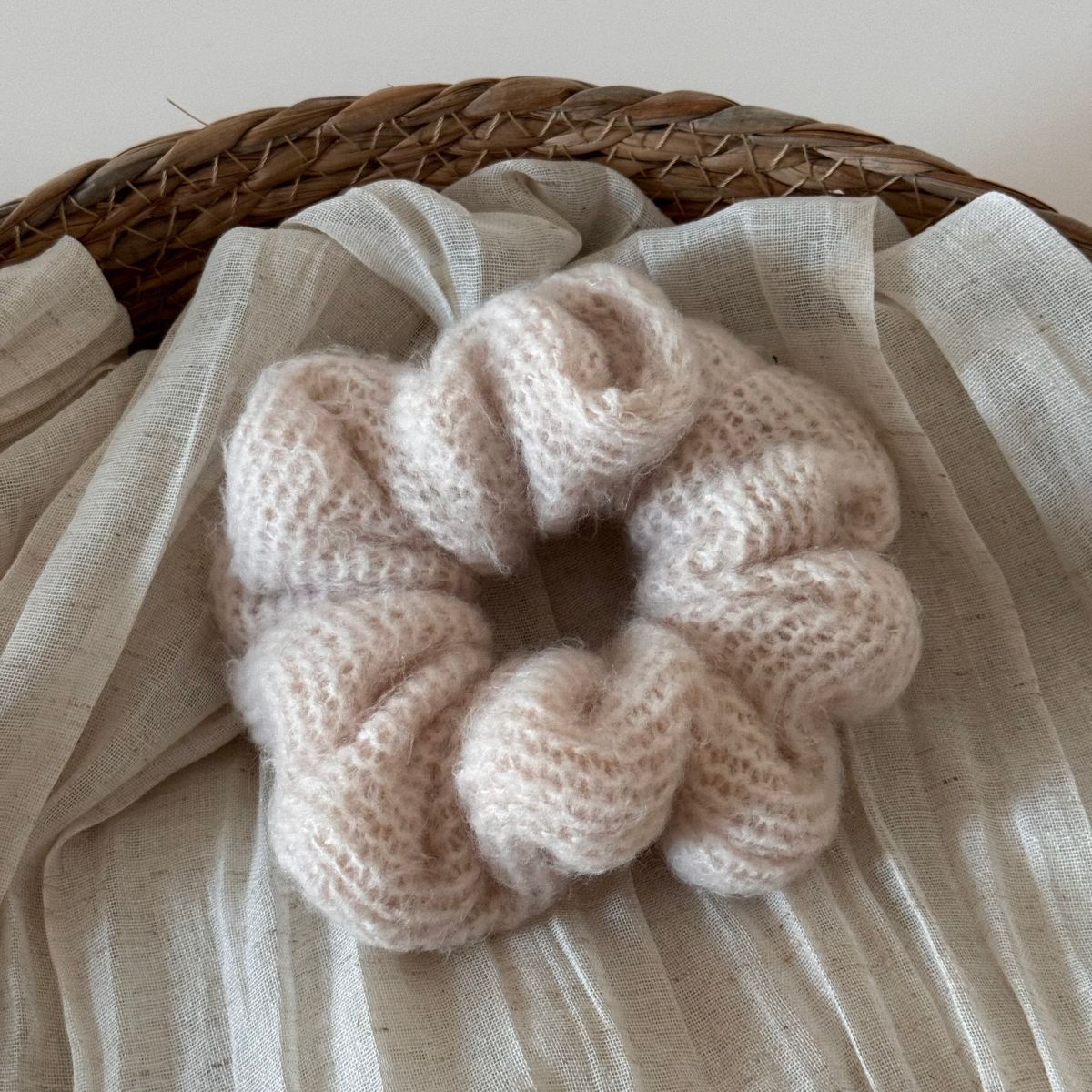 Minimalist Solid Color Knit Hair Scrunchies 6W6HSR323