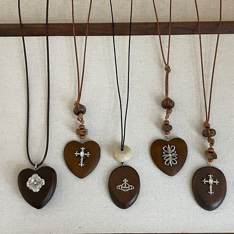 Vintage Wooden Heart Pendant Choker Necklace 6W6JNC382L