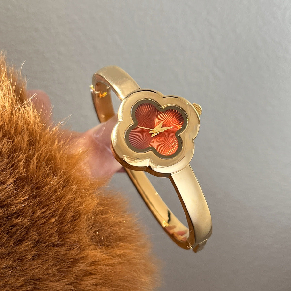 Four-Leaf Clover Quartz Watch - DippedShop Wholesale - #1427