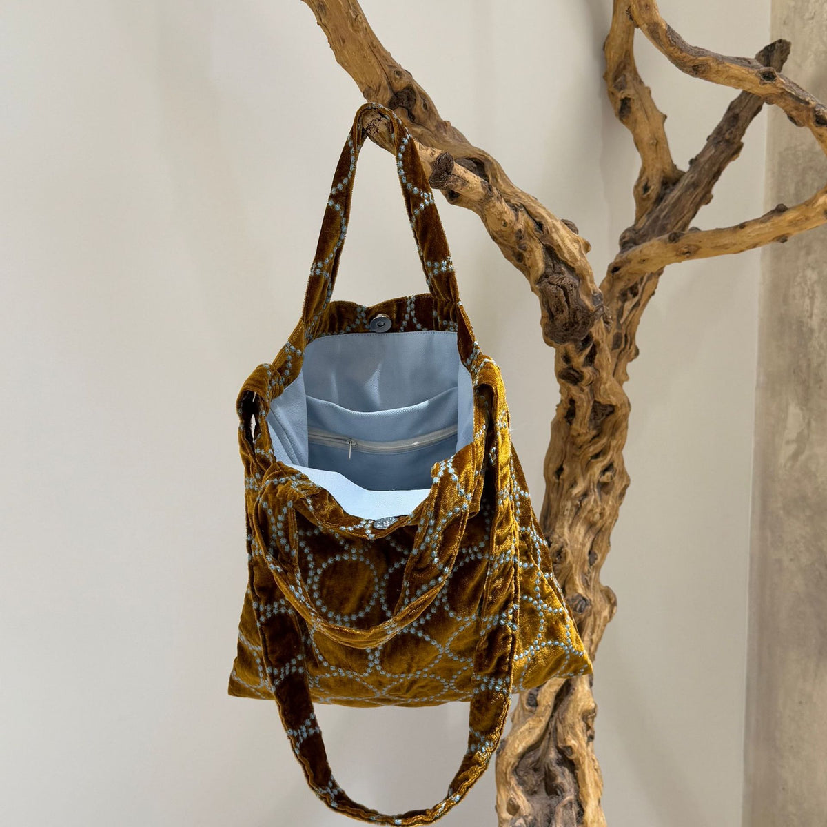 Embroidered Velvet Tambourine Shoulder Bag - DippedShop Wholesale - #3171