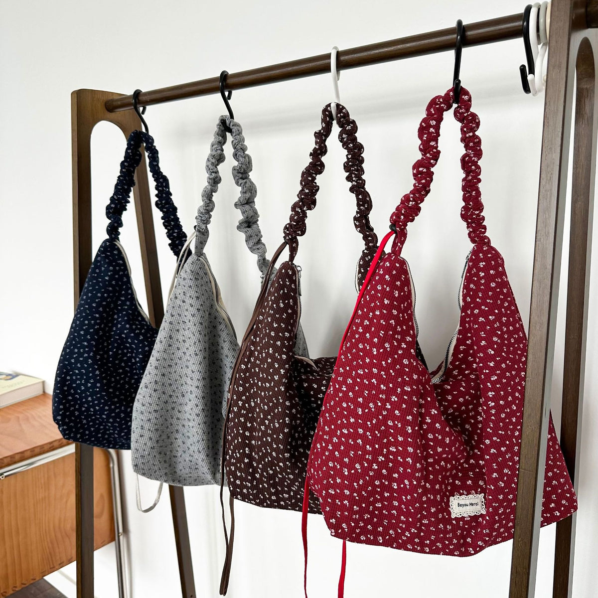 Floral Print Hobo Bag - DippedShop Wholesale - #4147
