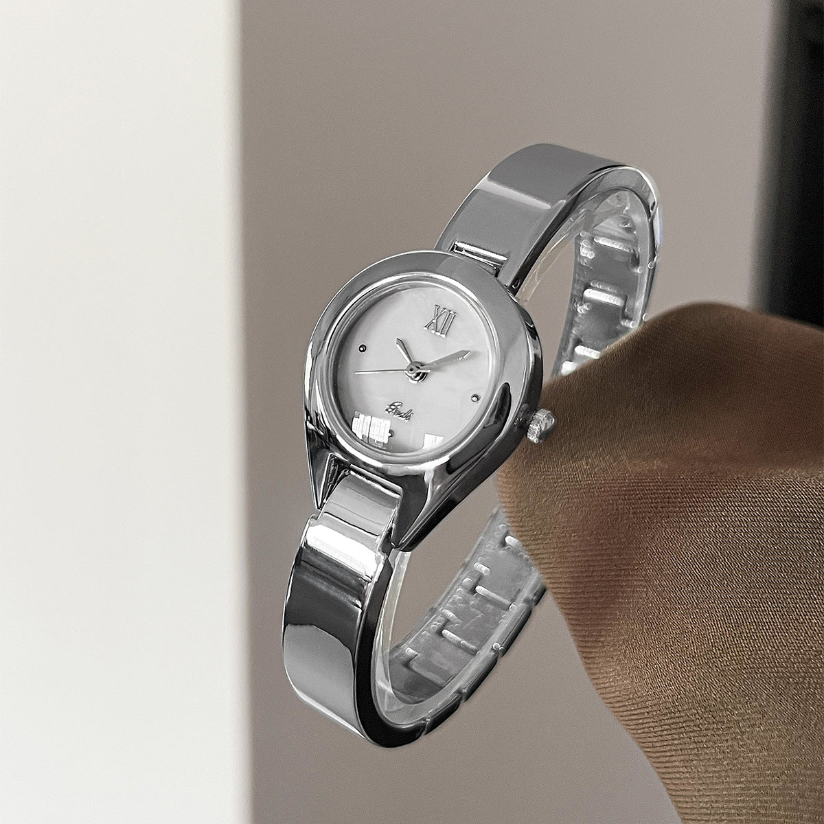 Minimalist Gold Analog Quartz Wrist Watch MK2SSAS6W6JWA14