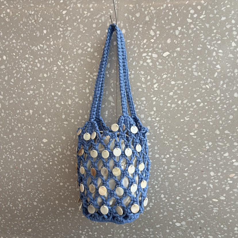 Solid Color Shell Tassel Pendant Hollow Handbag MK2BLK6S10BBG870
