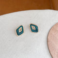 Retro Oval Resin Hollow Out Stud Earrings 6W6JER614