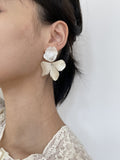 Exaggerated 3D Acetate Floral Stud Earring 6W6JER586
