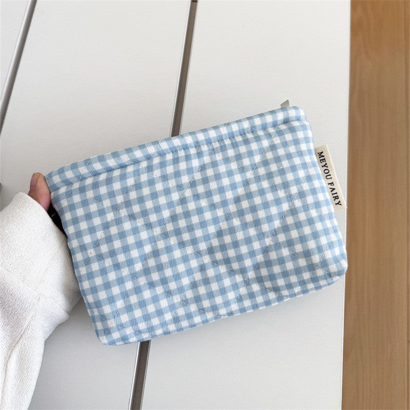 Cute Plaid Pattern Quilted Shell Makeup Bag MK2BW6S10BOB106