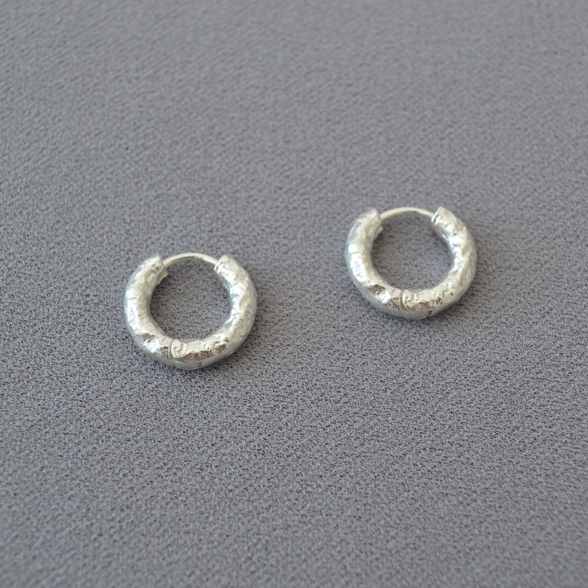 Textured Hoop Earrings - DippedShop Wholesale - #2563