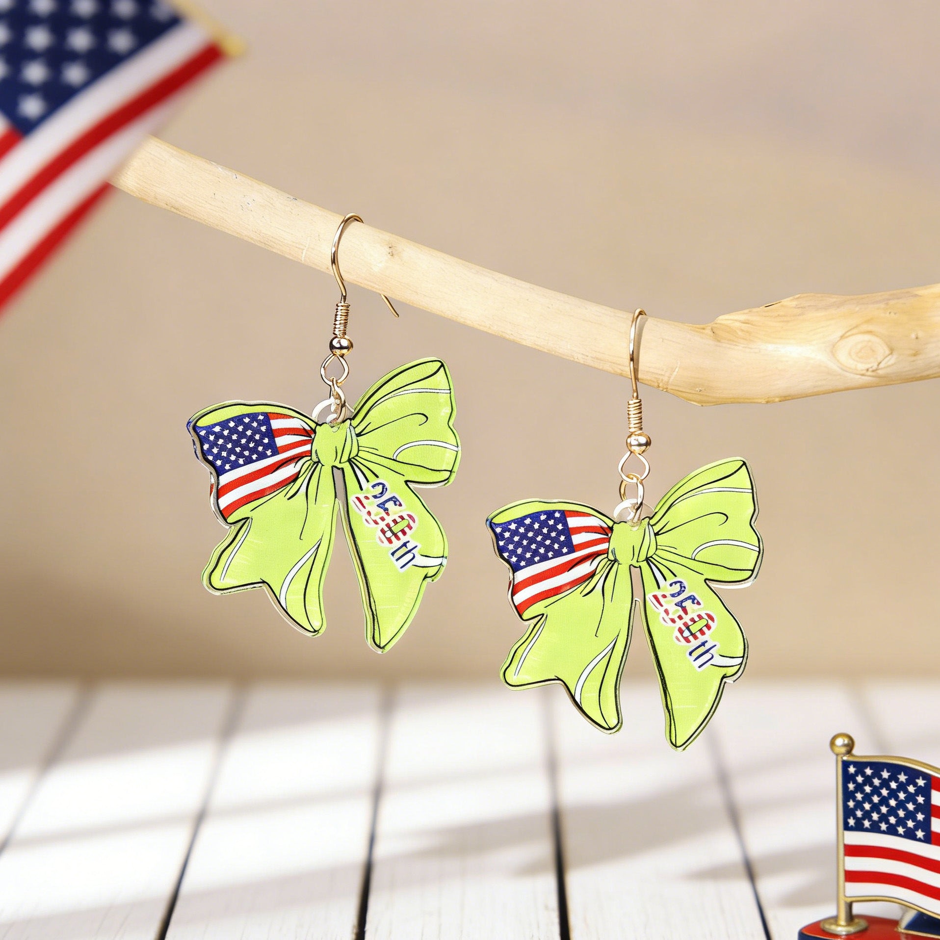 Stylish USA Flag Bowknot Pendant Hook Earring 8ZA6JER184L