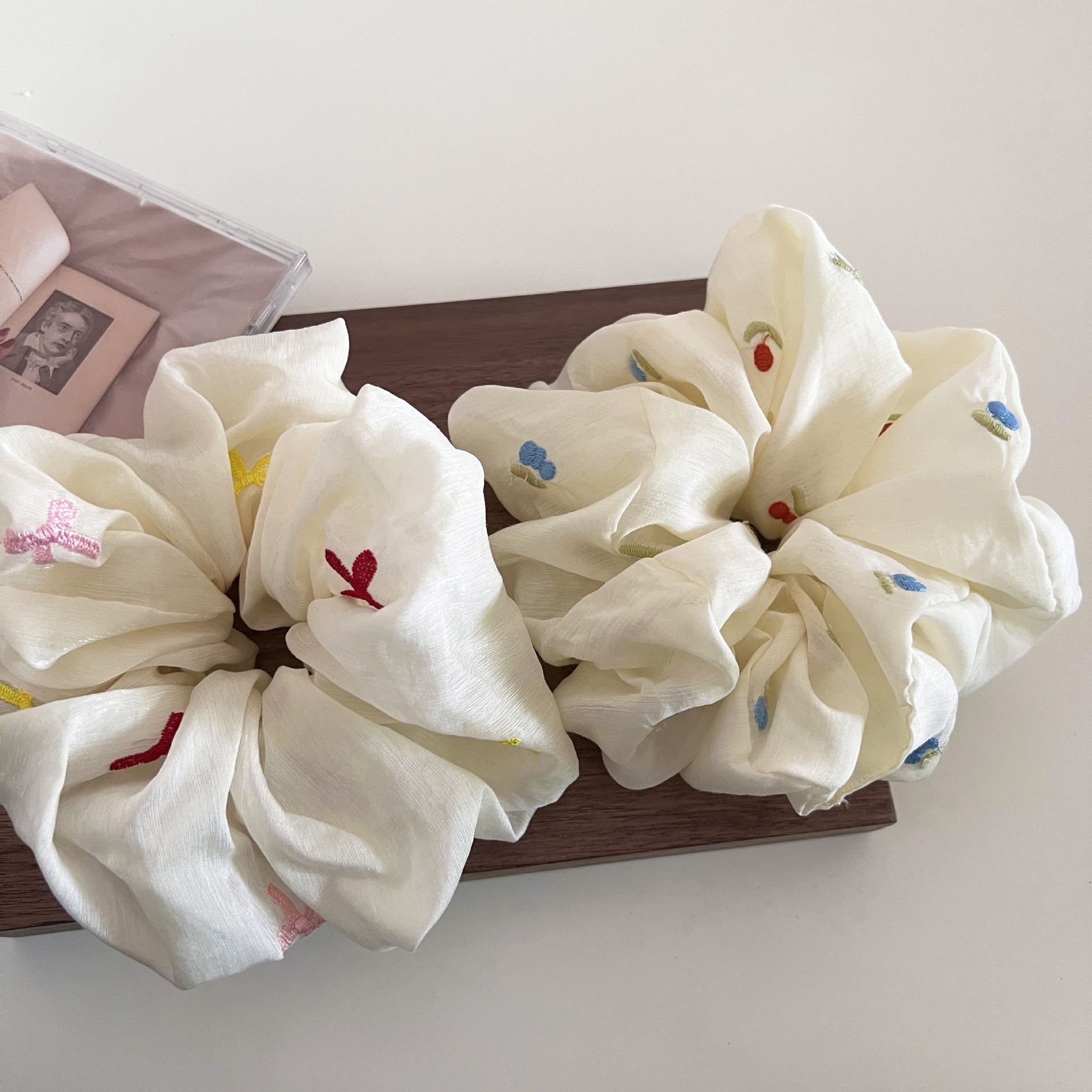 Sweet Floral Embroideried Fluffy Elastic Scrunchies MK2BW6W6HSR70
