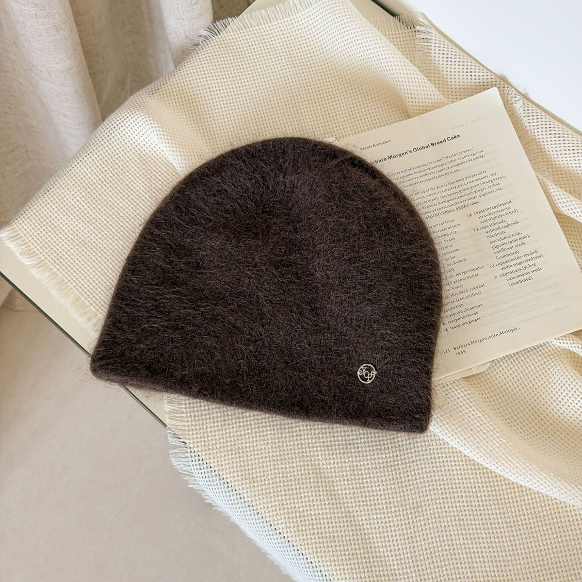 Slouchy Solid Color Warm Knit Beanie Hat 6W6HAT659