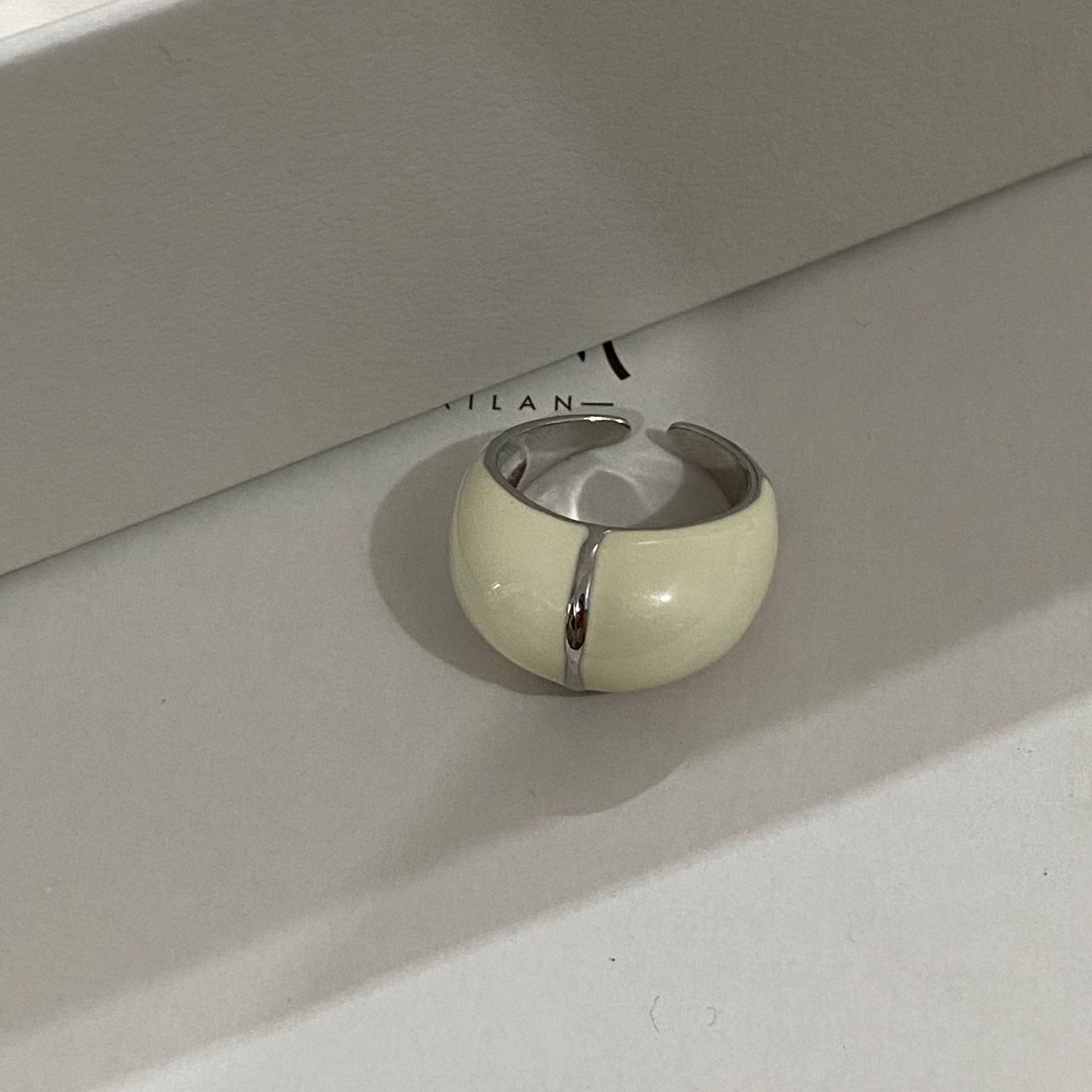 Chunky Glossy Enamel Wide Statement Open Ring 6W6JRG296