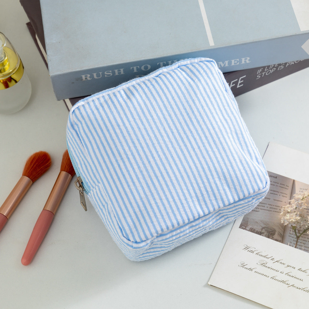 Striped Portable Storage Bag MK2BLW6C5CO77