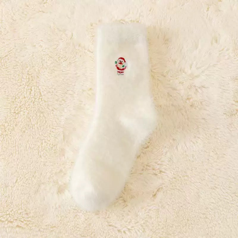 Soft Christmas Embroidered Fuzzy Socks 6W8FSO902