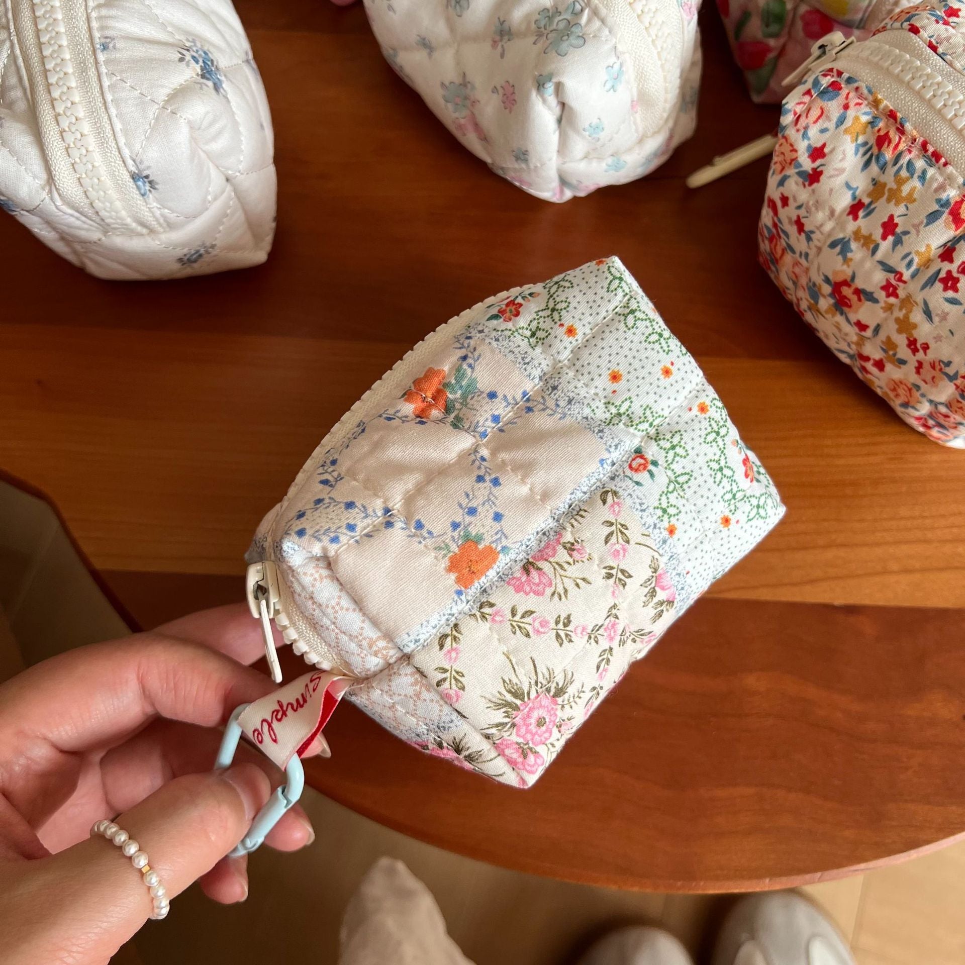Chic Floral Print Quilted Shell Coin Purse 6S10BWB148