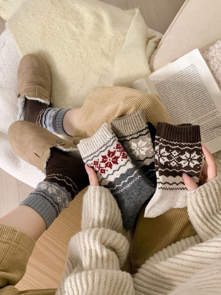 Retro Fair Isle Knit Thermal Crew Socks DP25H526