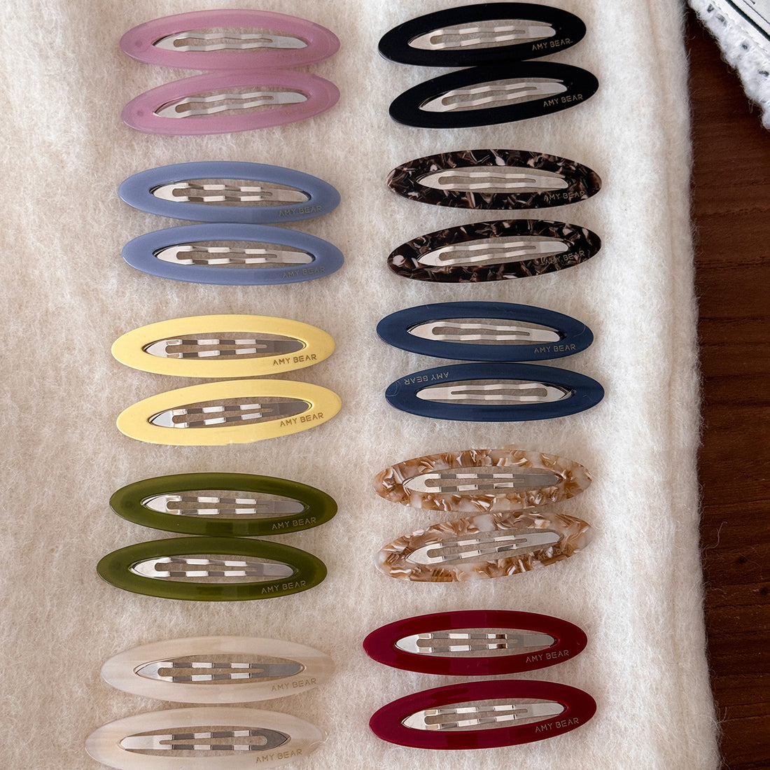 Minimalist Oval Hair Clip - DippedShop Wholesale - #9363