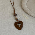 Vintage Wooden Heart Pendant Choker Necklace 6W6JNC382L