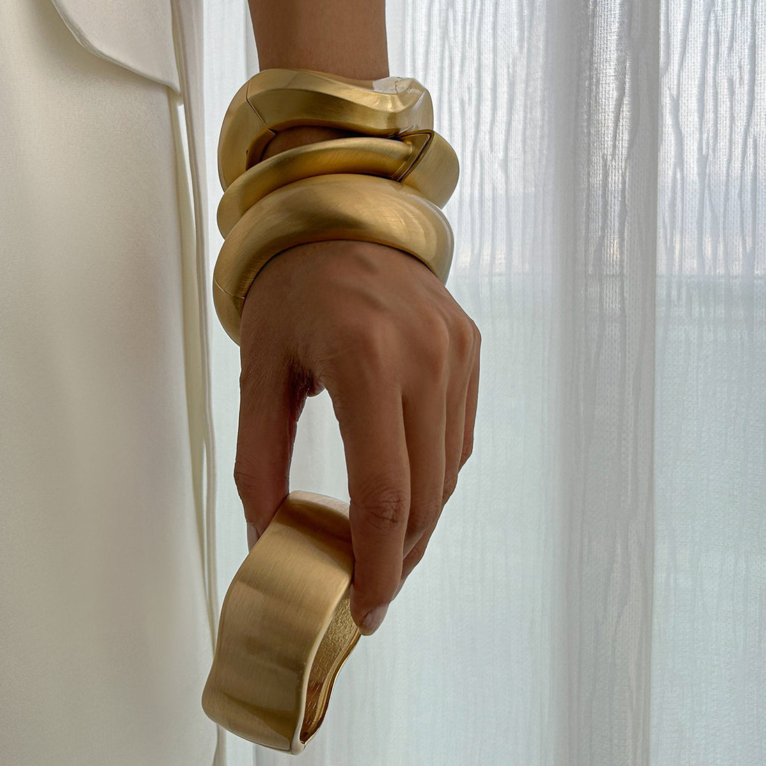 Minimalist Matte Wide Irregular Bangle Bracelet DP25D713