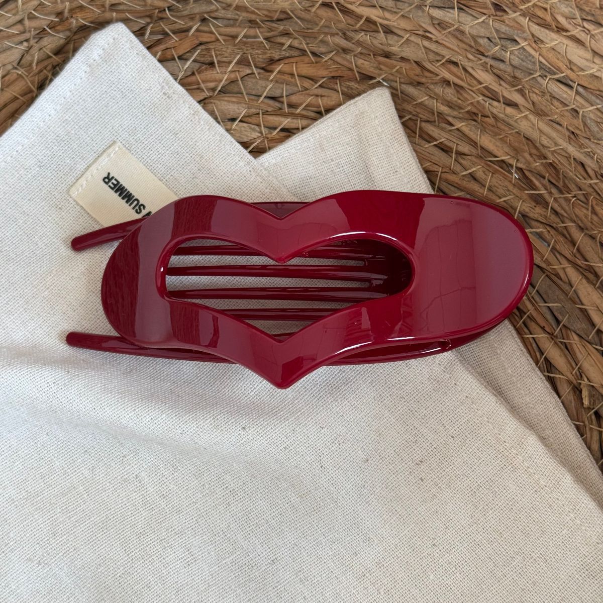 Simple Hollow Out Heart Acetate Hair Claw 6W6HCP1647
