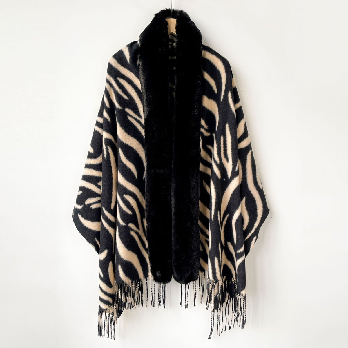 Faux Fur Leopard Shawl - DippedShop Wholesale - #8419