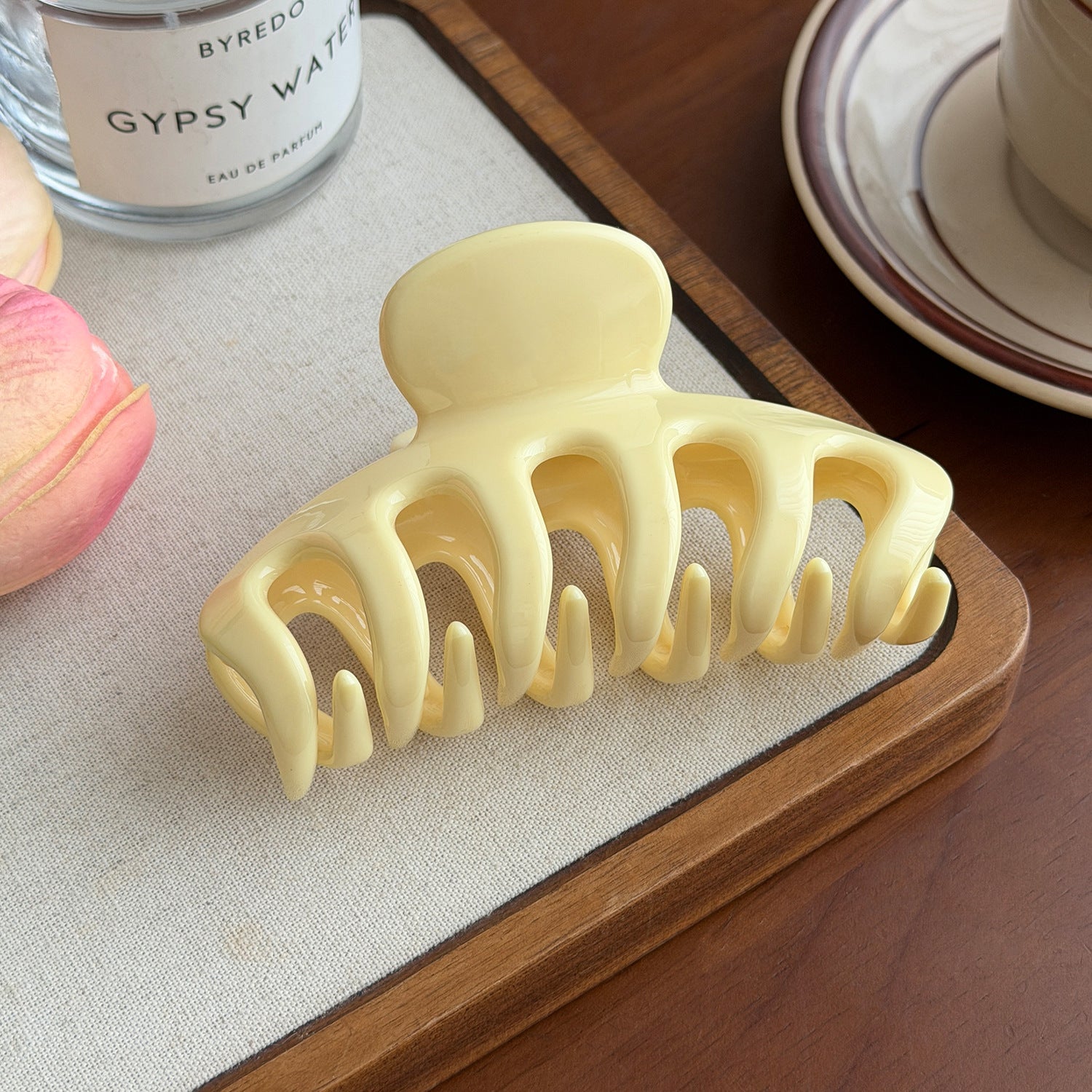 Minimalist Solid Color Durable Large Hair Claw 8AS6HCP280L