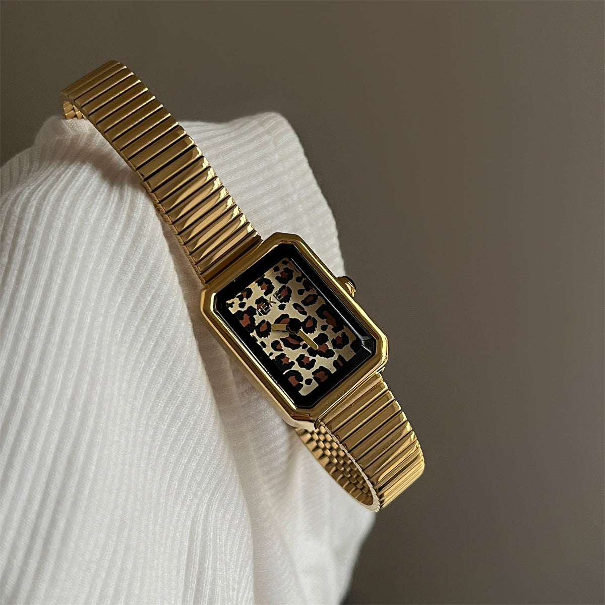 Leopard Print Quartz Watch - DippedShop Wholesale - #2835