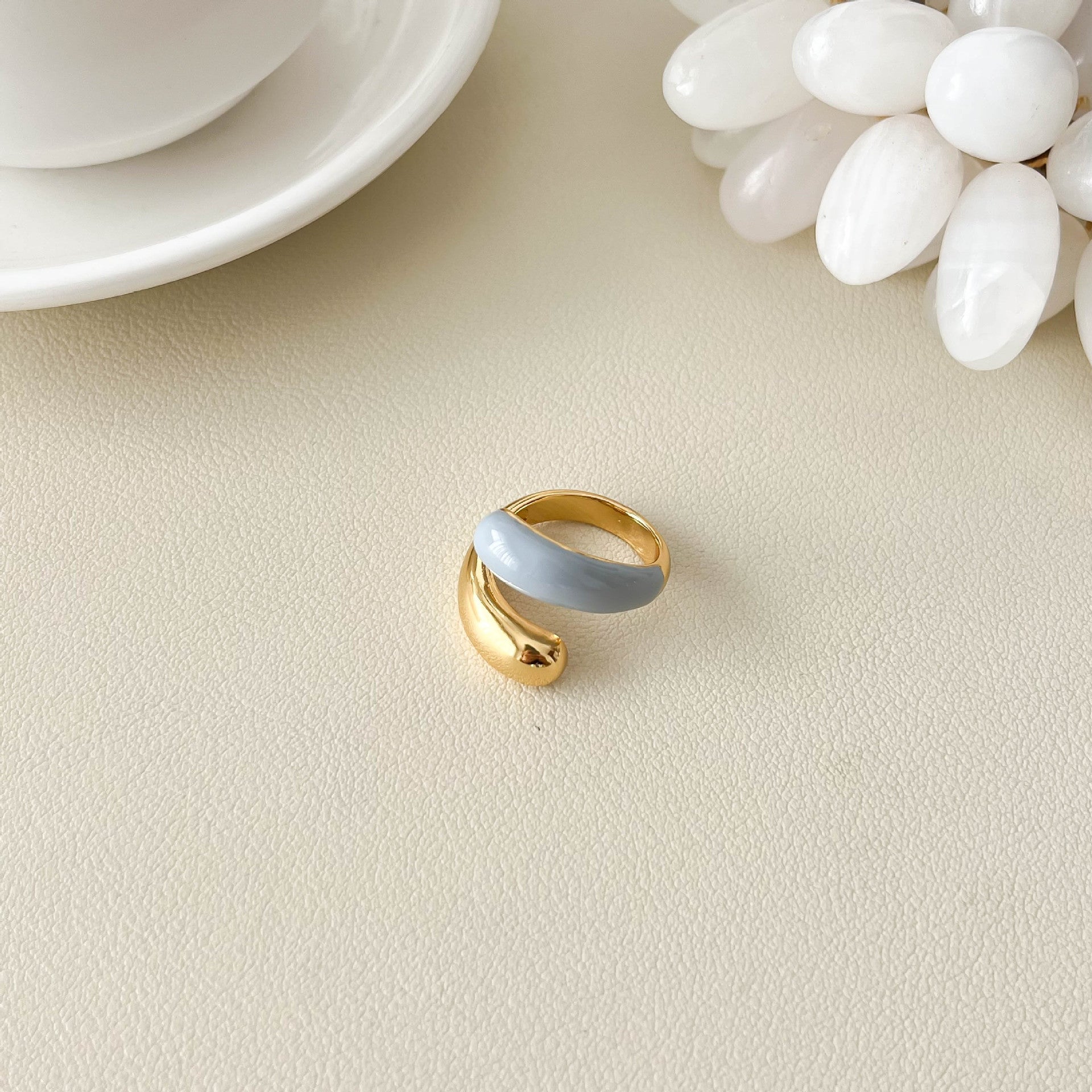 Stylish Gold Plated Rose Motif - DippedShop Wholesale - #9507
