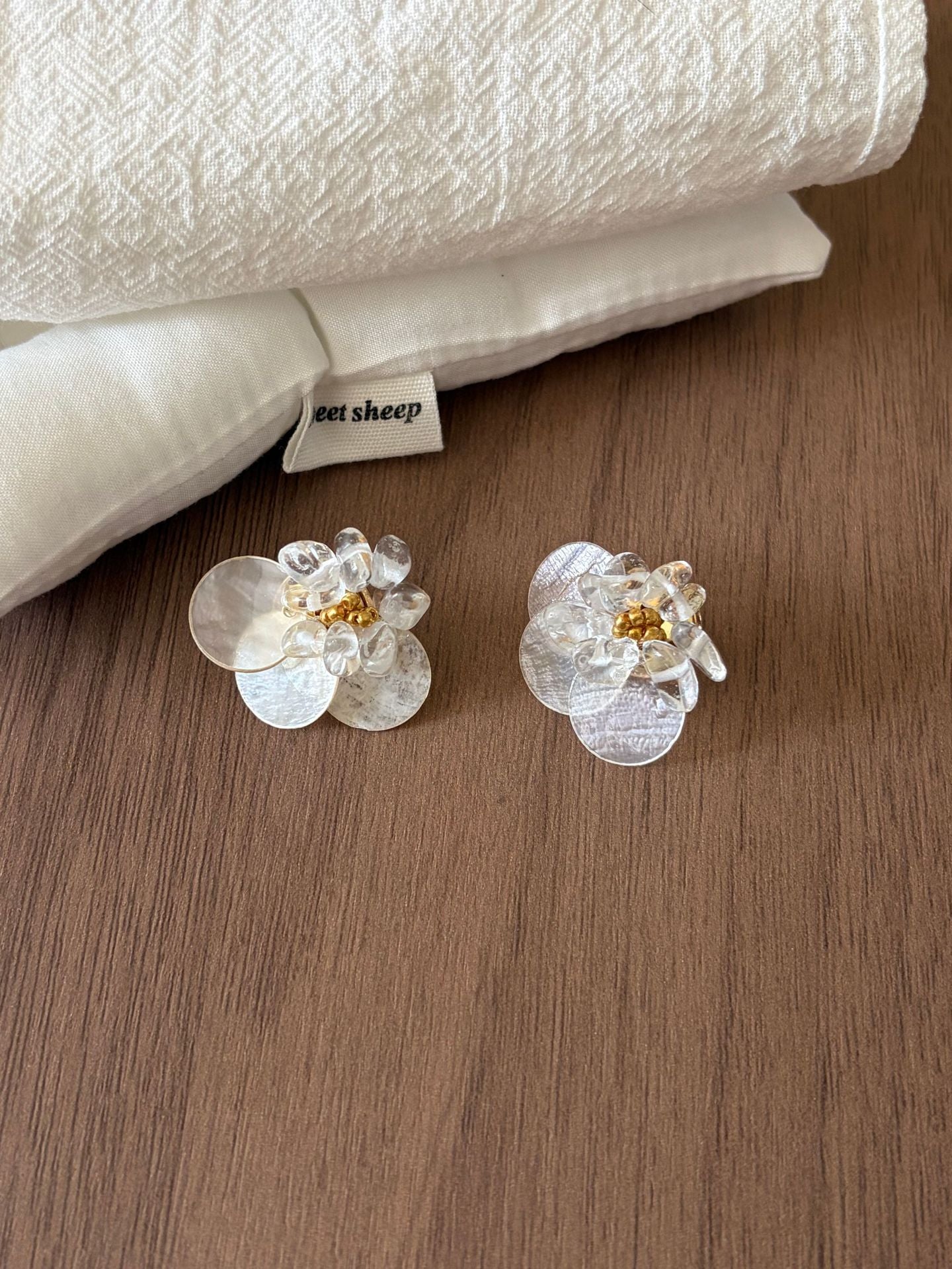 Shell Disc Stud Earrings - DippedShop Wholesale - #4467
