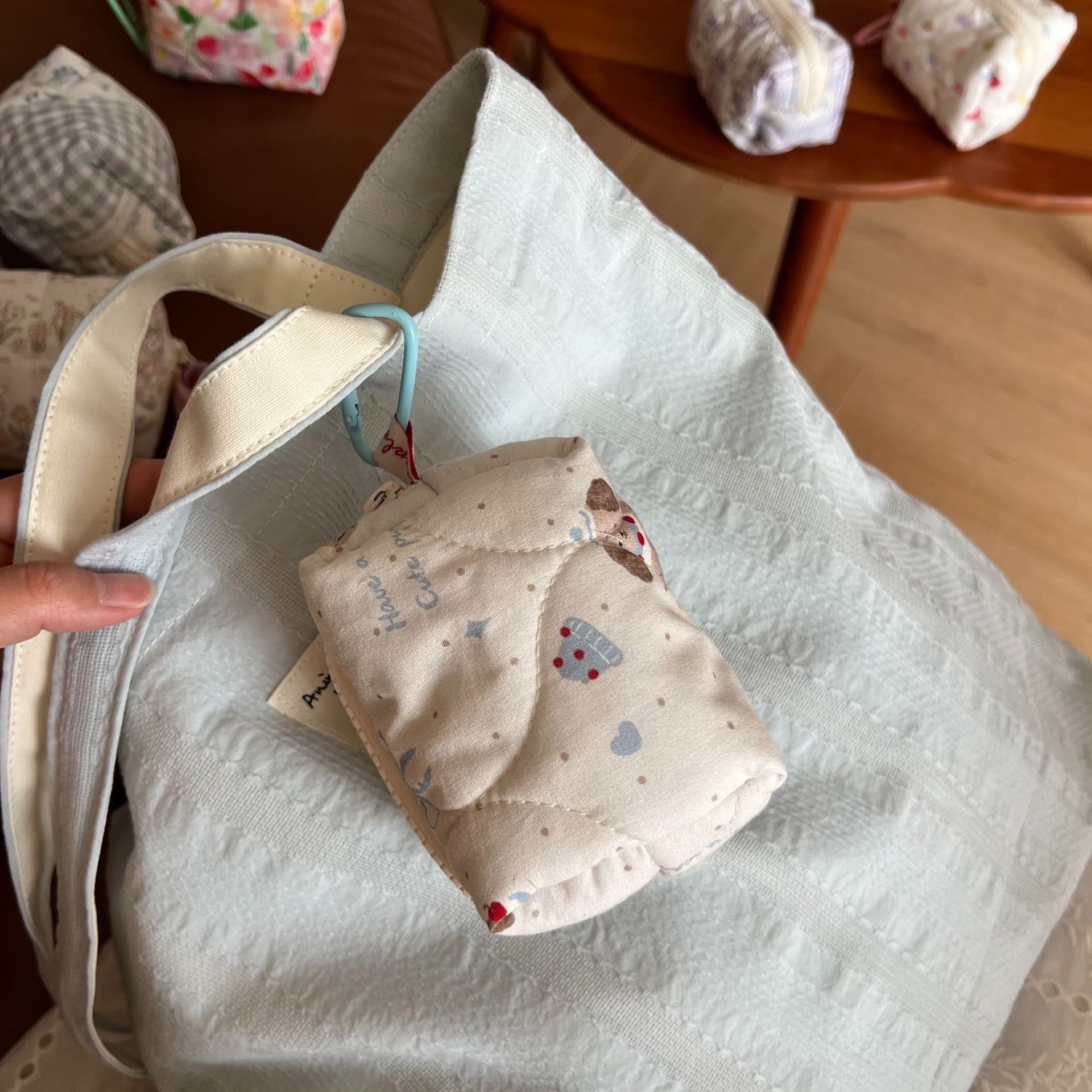 Chic Floral Print Quilted Shell Coin Purse 6S10BWB148