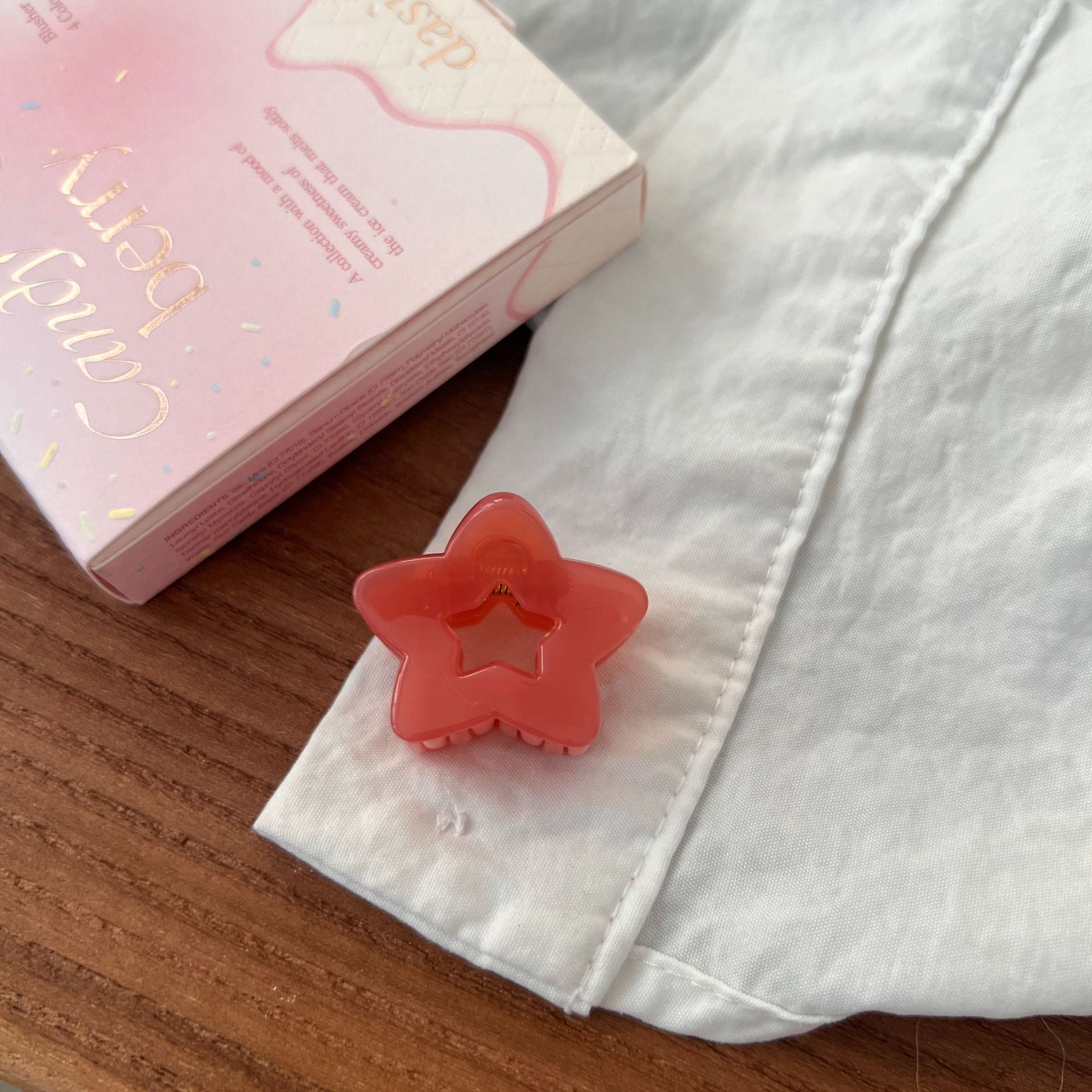 Minimalist Solid Color Hollow Star Hair Clip 8AS6HCP390L
