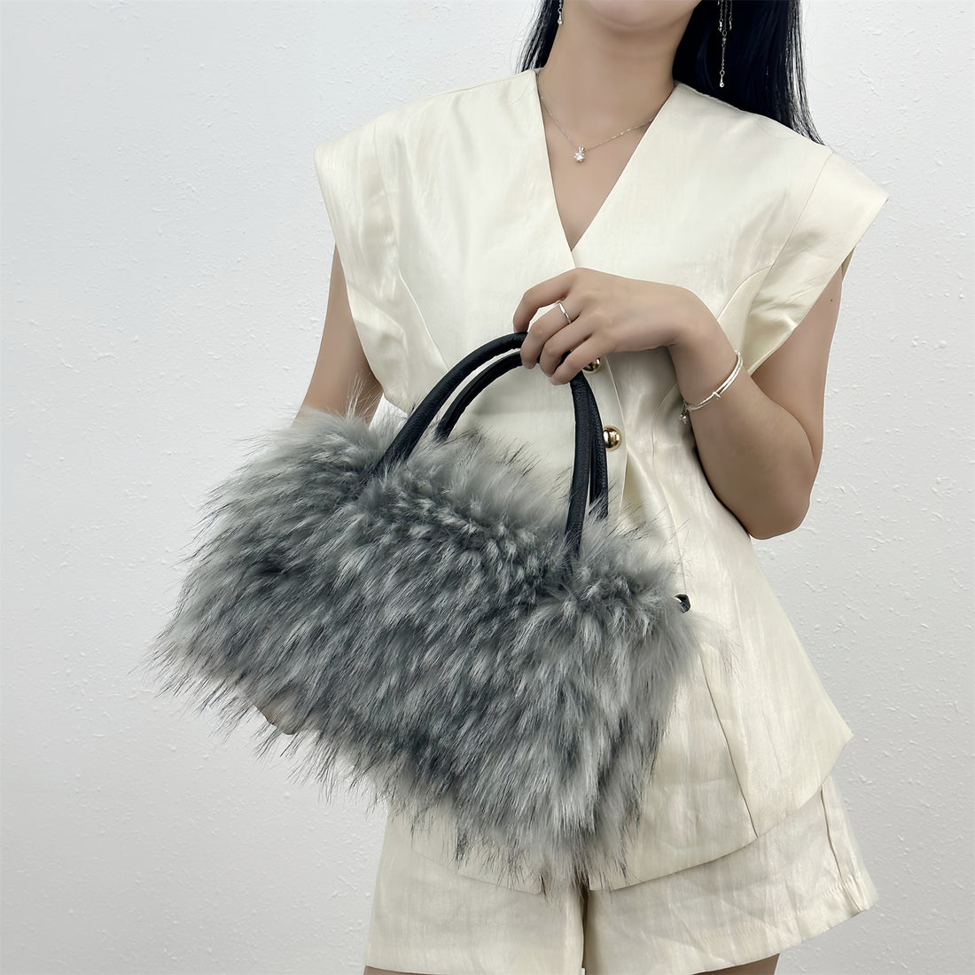 Fluffy Faux Fur Large Capacity Tote Handbag DP25G664