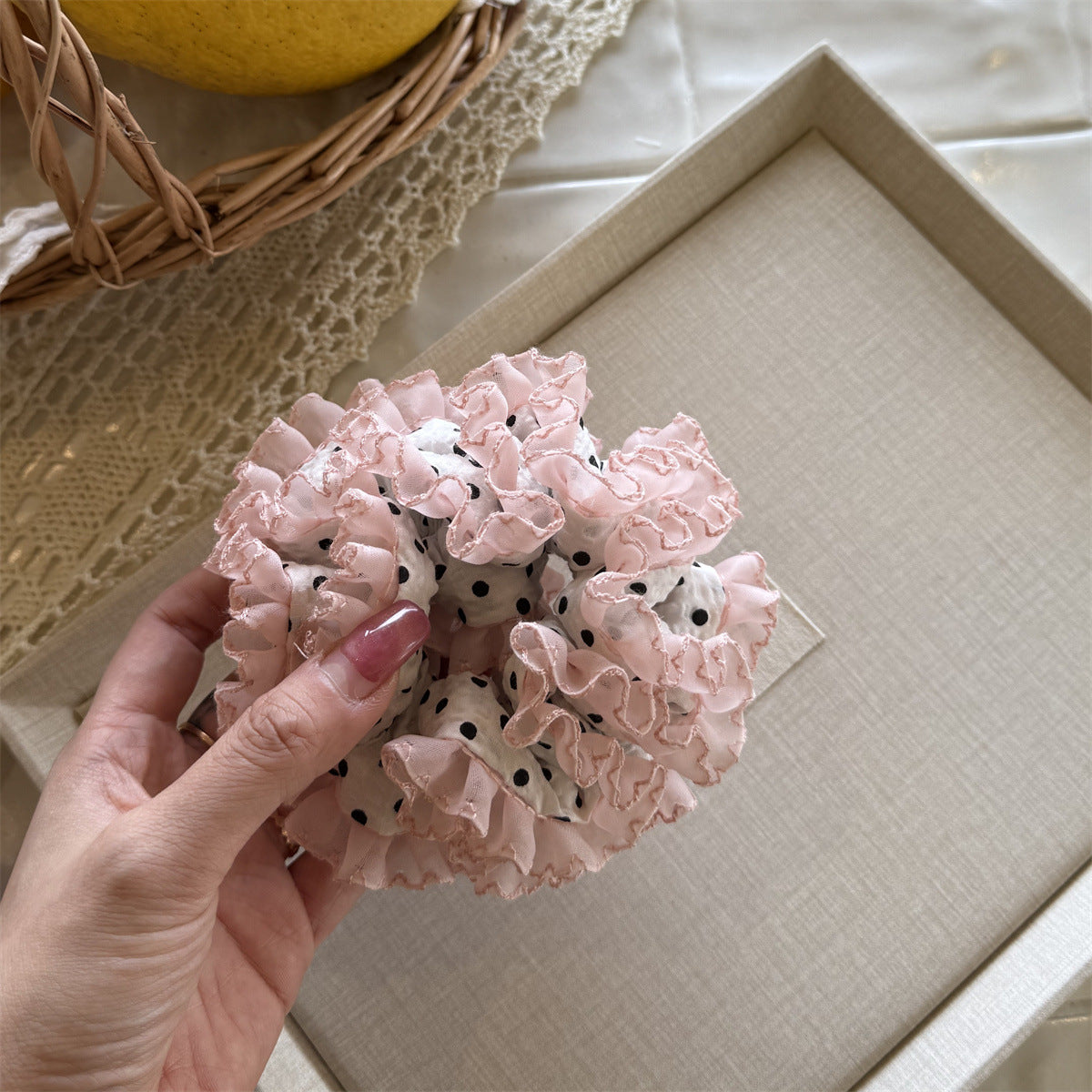Simple Polka Dot Lace Trim Oversized Scrunchie 6W6HSR470