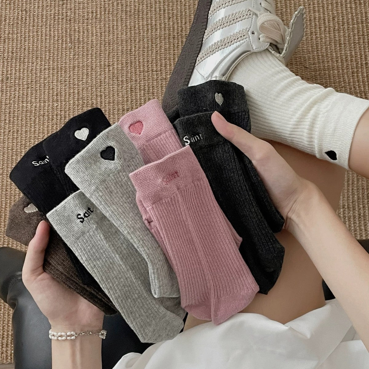 Heart Embroidered Cotton Socks - DippedShop Wholesale - #2451