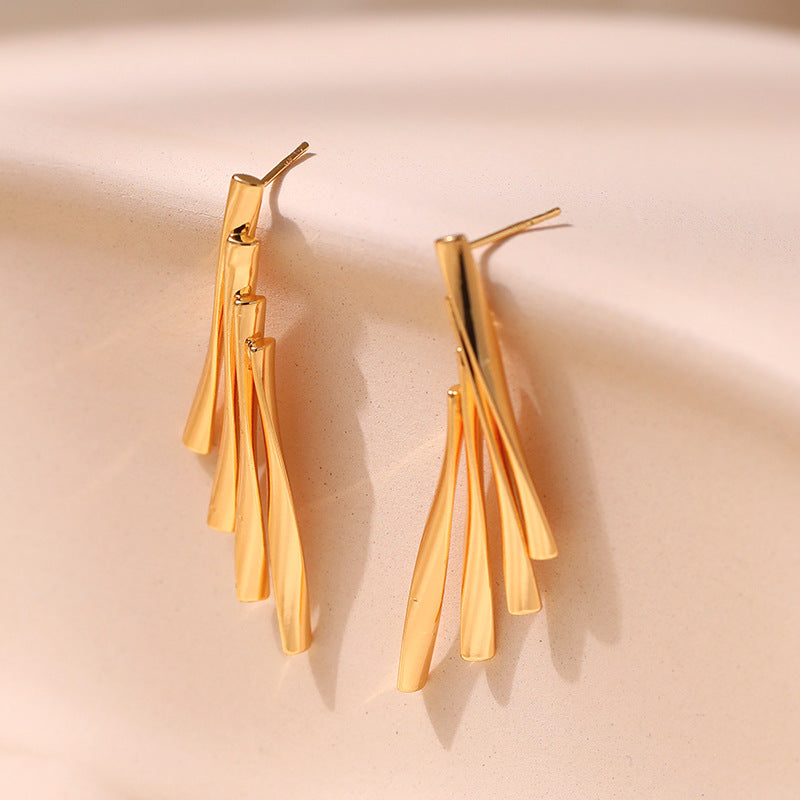 Simple Tassel Individual Stud Earrings DPJE1261