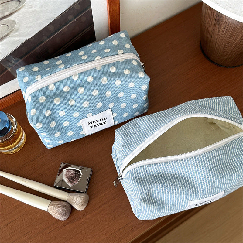 Stylish Polka Dots Print Portable Cosmetic Bag 6C5CO284