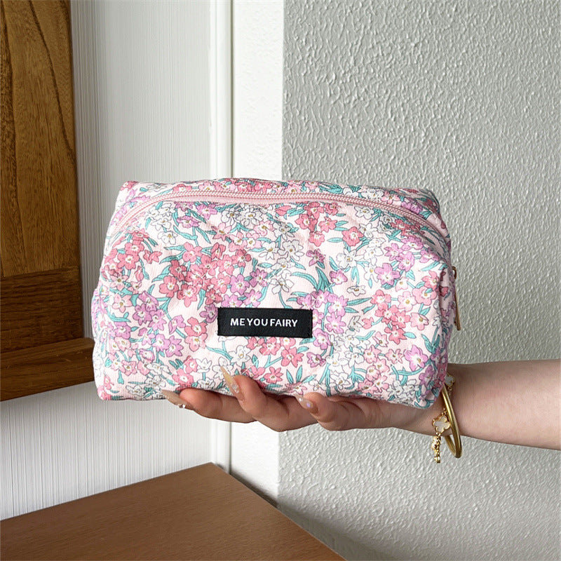Cute Plaid Pattern Quilted Shell Makeup Bag MK2BW6S10BOB106