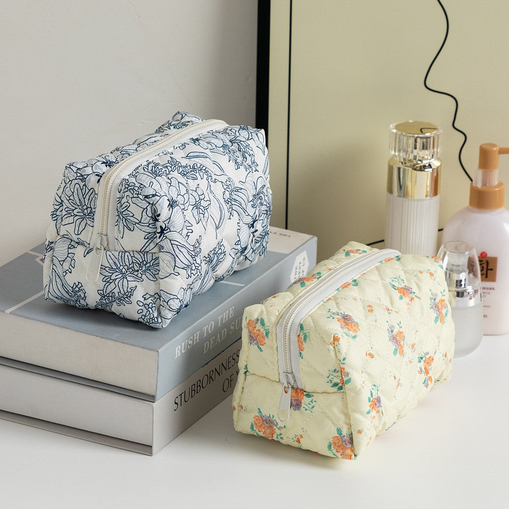 Floral Print Square Quilted Makeup Bag DP25E862