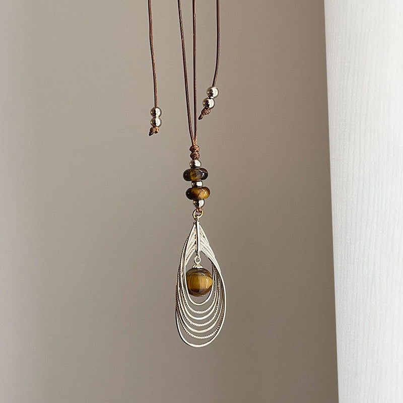 Stylish Hollow Feather Pendant Beaded Decor Necklace 6W6JNC681