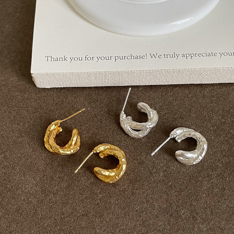 Vintage Gold Plated Twisted C-Shaped Stud Earrings 6W6JER593