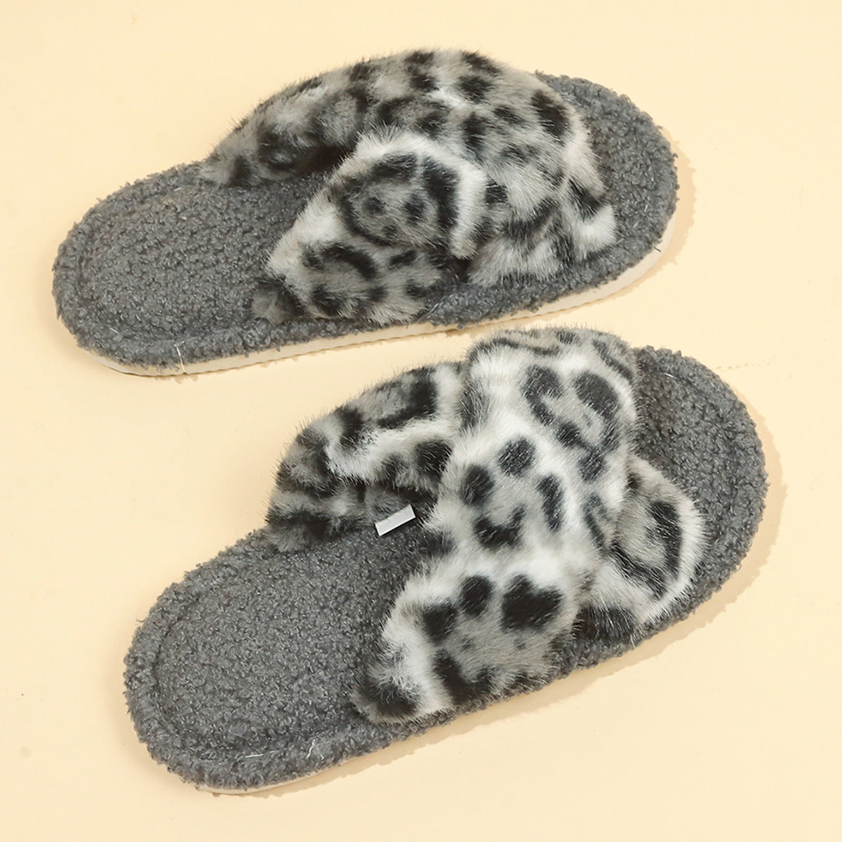 Plush Non-Slip Slide Slippers - DippedShop Wholesale - #1907