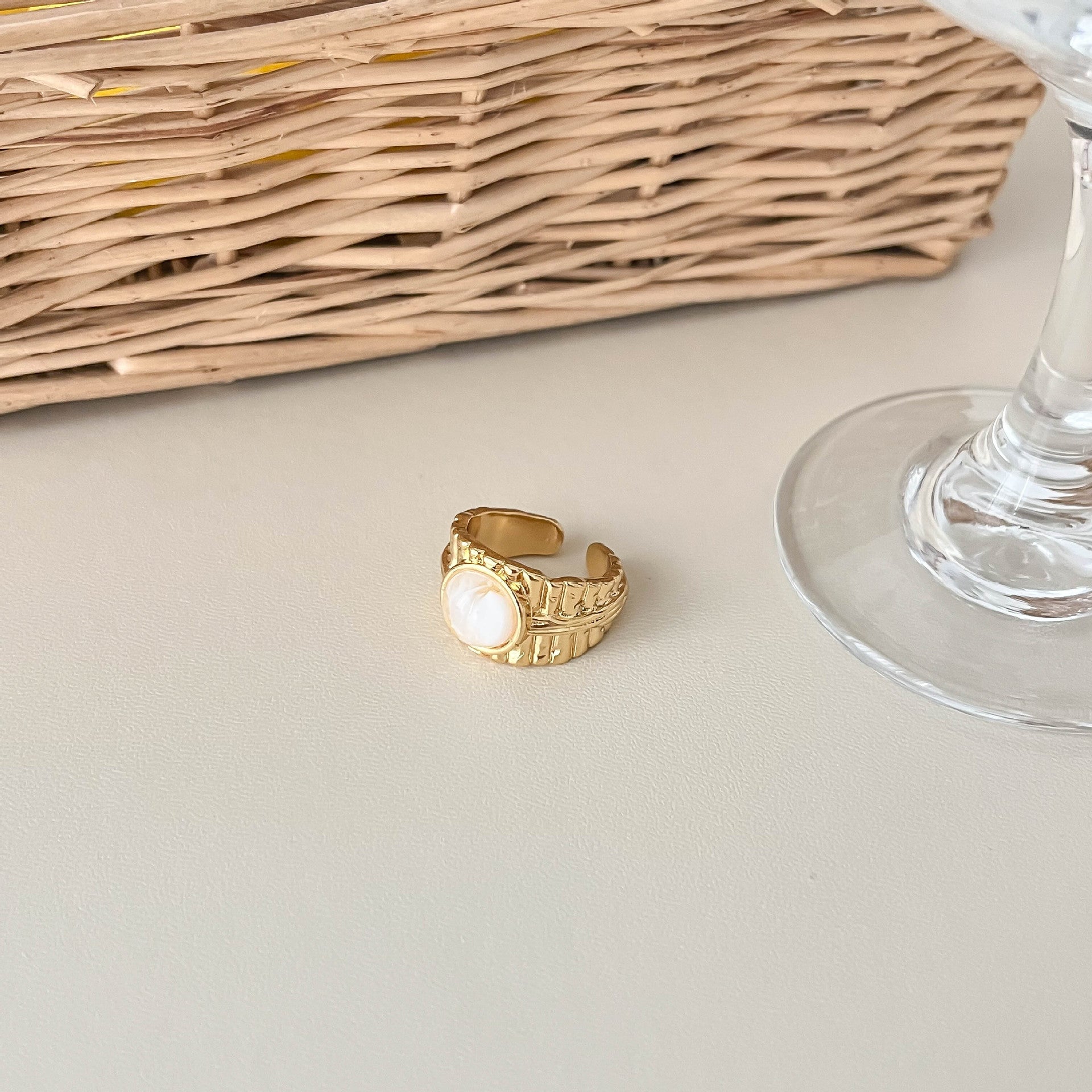 Stylish Gold Plated Hollow Out - DippedShop Wholesale - #4323