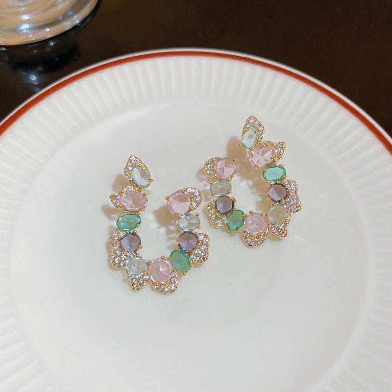 Exaggerated Rhinestones U Shape Stud Earrings 6W6JER798