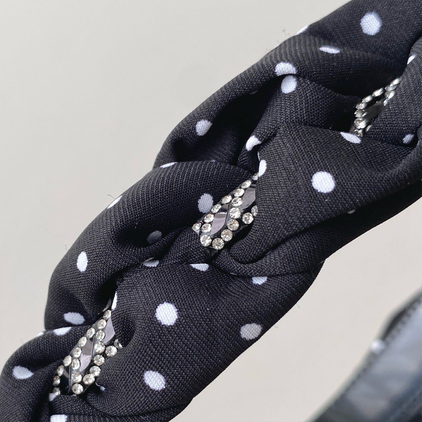 Vintage Polka Dots Rhinestones Woven Twist Headband MK2SPM6W6HBD21
